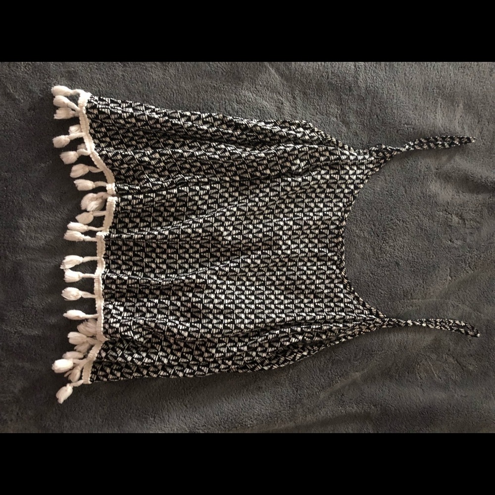 Patterned Top - Picture 3 of 4